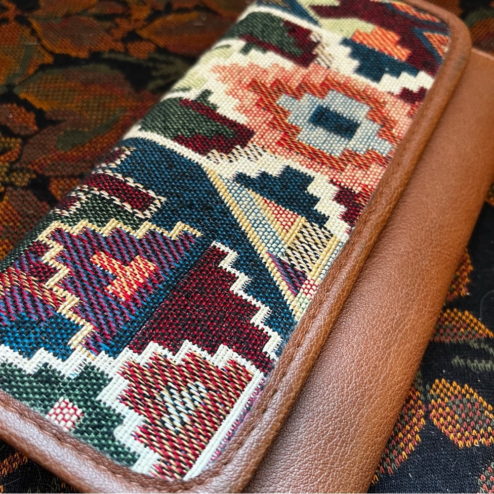 Boho Aztec/Tribal Patterned Wallet - Picture 3 of 11